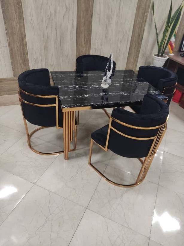 میز ناهارخوری فلزی ۴ نفره لاکچری