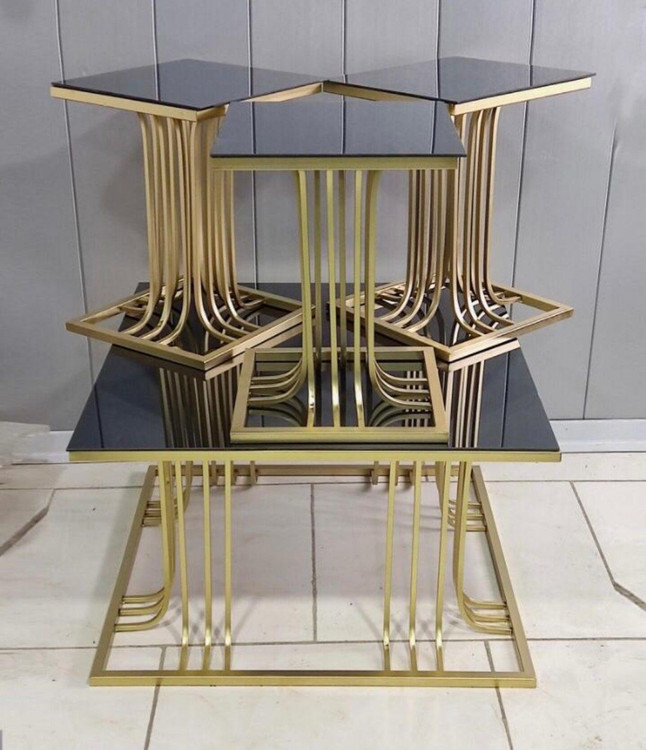 جلومبلی عسلی مربع فلزی