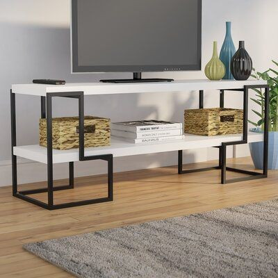 میز تلویزیون کلاسیک